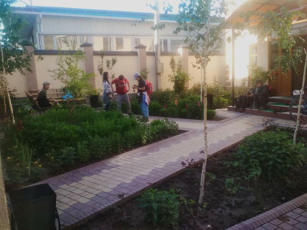 Medi Guest House Osh Exterior foto