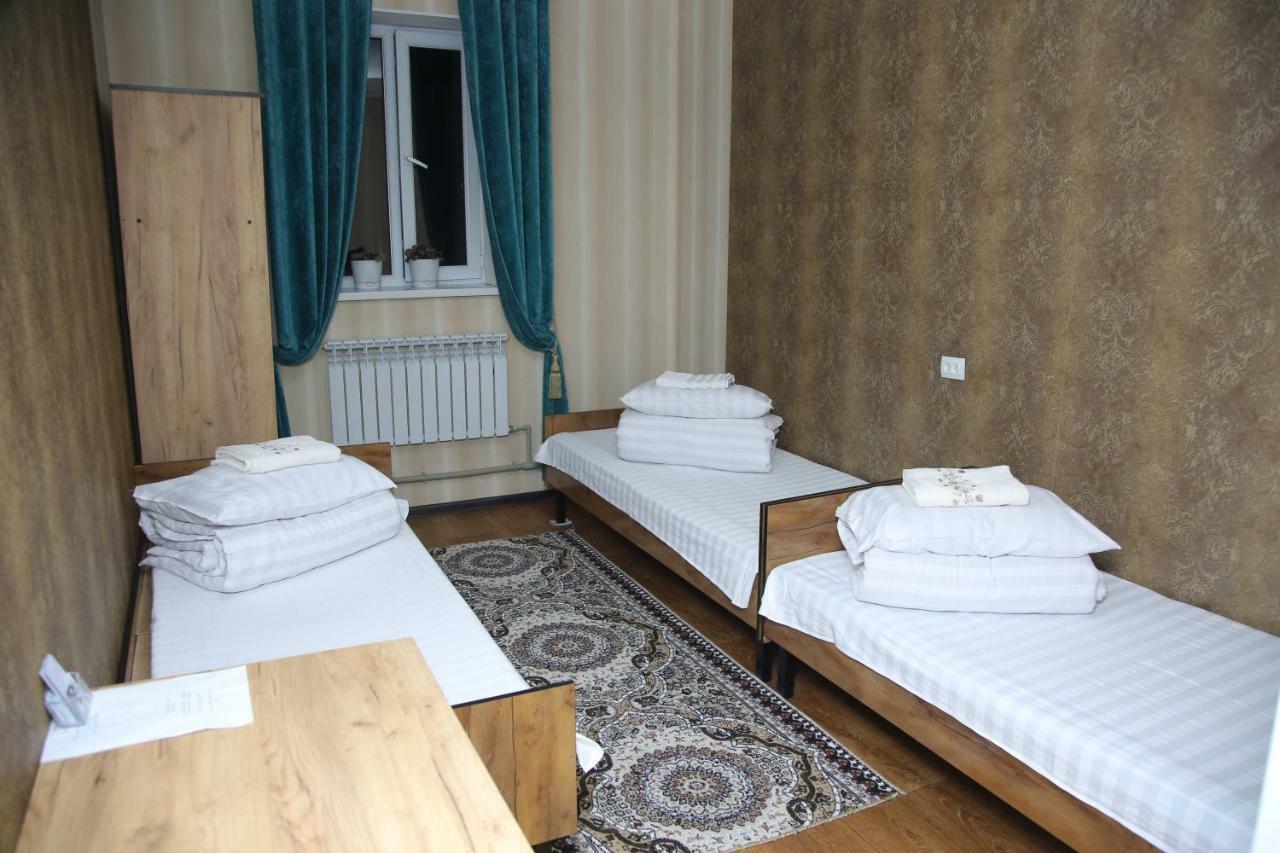 Medi Guest House Osh Exterior foto